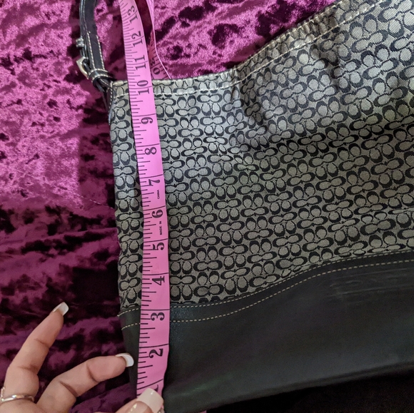 Gray and black logo coach bucket style purse - Picture 10 of 12